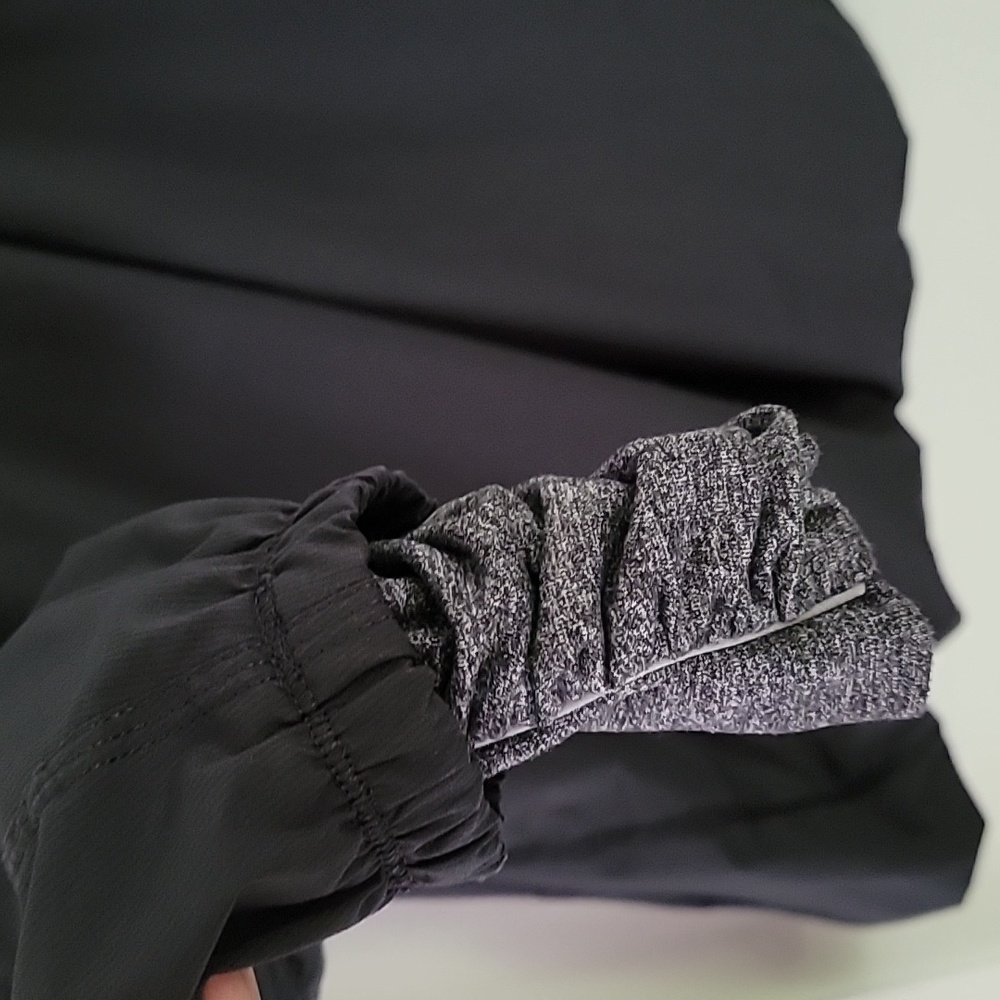 Lululemon Jacket - Picture 4 of 5